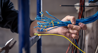65df16e541d38750b514883e_shutterstock_1864000498-p-2000 1 2-3